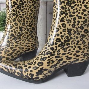 leopard rubber boots